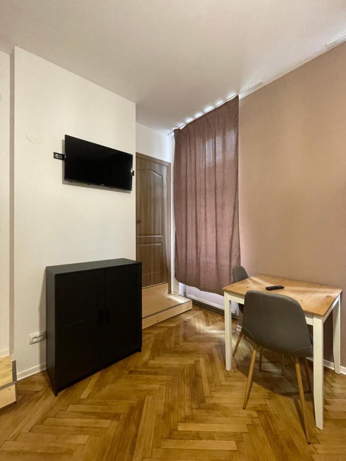 Schei Central Studios In The Heart Of Brasov Ngoại thất bức ảnh