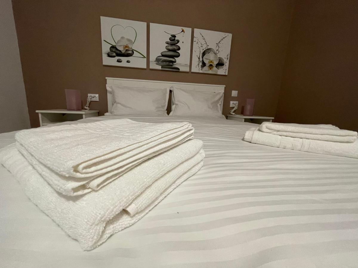 Schei Central Studios In The Heart Of Brasov Ngoại thất bức ảnh