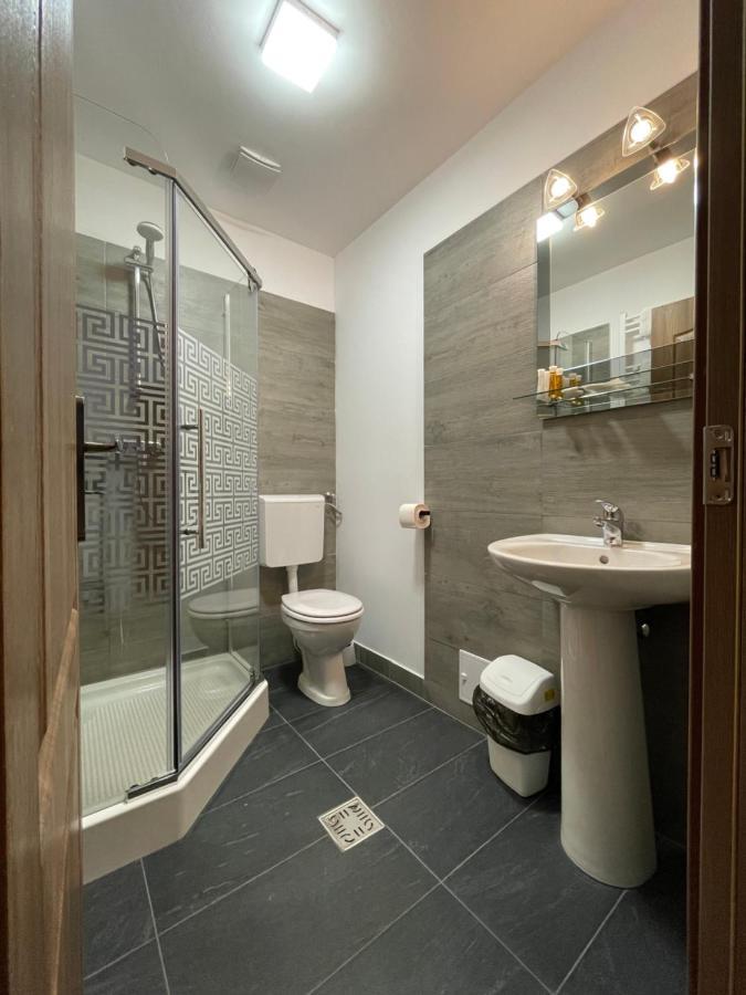 Schei Central Studios In The Heart Of Brasov Ngoại thất bức ảnh