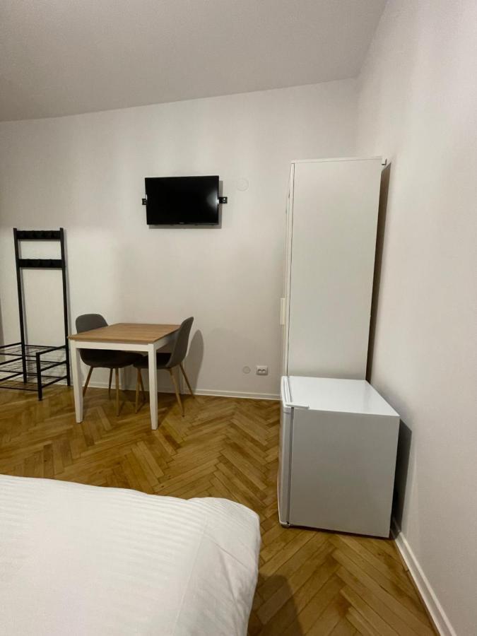 Schei Central Studios In The Heart Of Brasov Ngoại thất bức ảnh