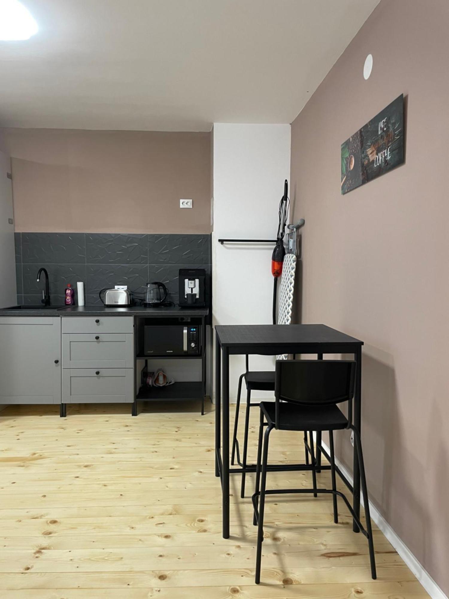 Schei Central Studios In The Heart Of Brasov Ngoại thất bức ảnh